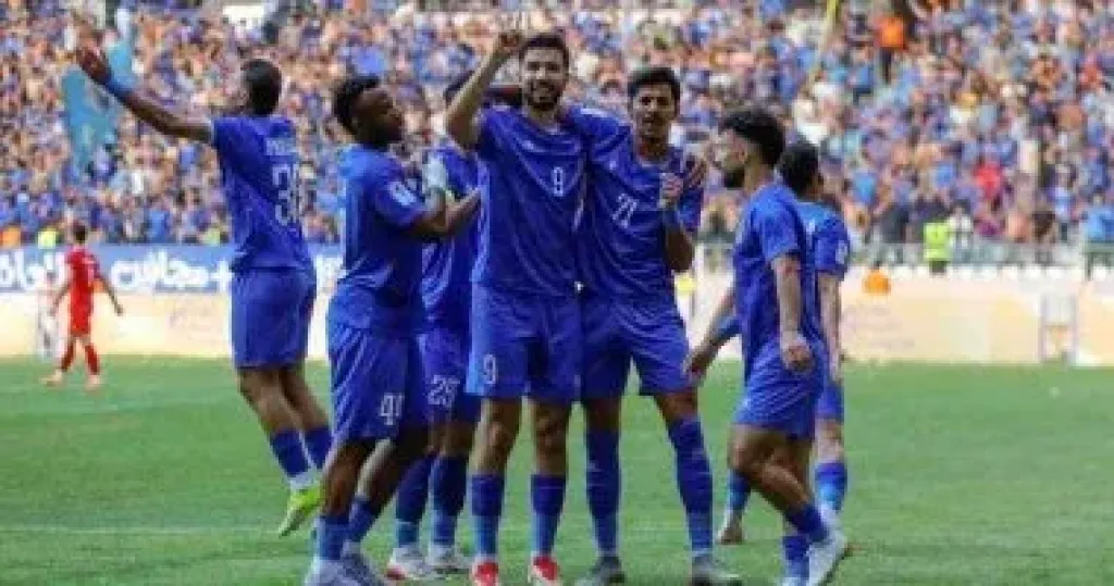 نادى عراقى يححتفال بلقب الدورى