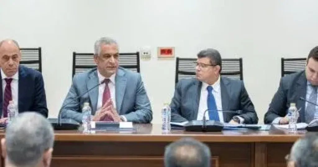 وزير الانتاج الحربي 