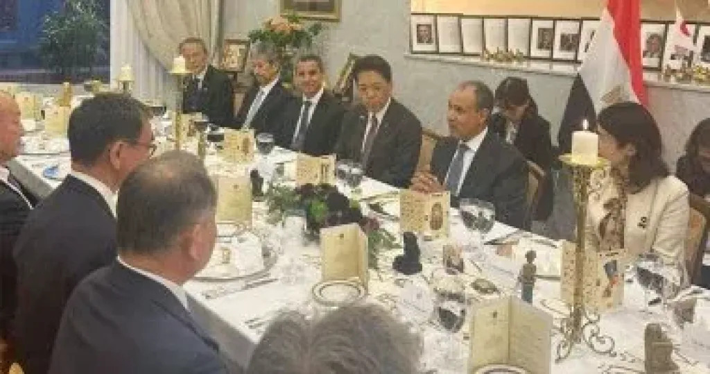 وزير الخارجية 
