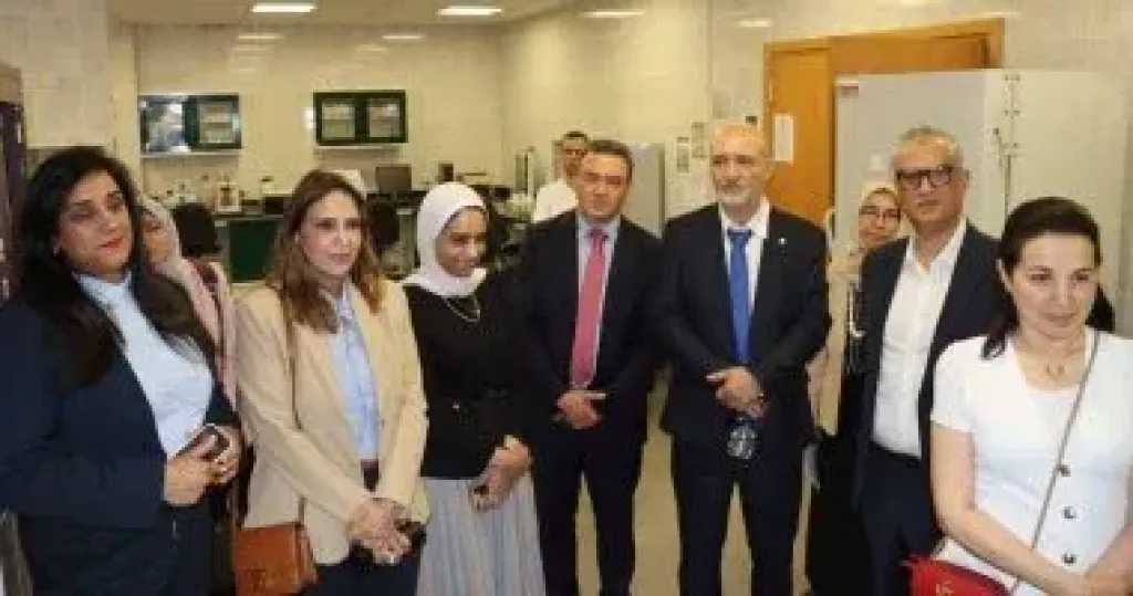وفد جامعة باريس-ساكليه الفرنسية يتفقد وادي التكنولوجيا بجامعة الإسكندرية