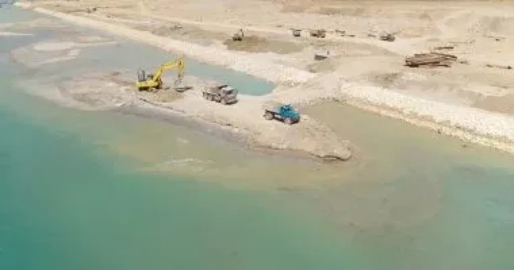 بيزنس إنسايدر 