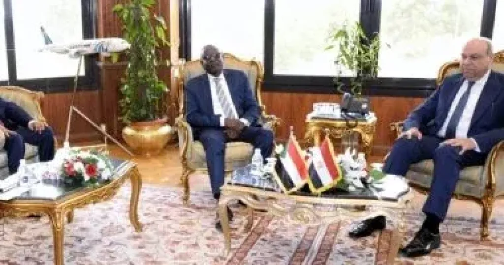 وزير الطيران 