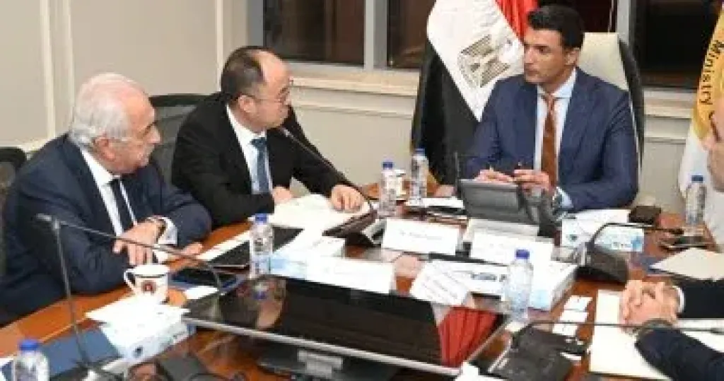 وزير الصناعة 