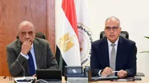 وزيرا الري والكهرباء يبحثان التوسع في استخدام الطاقة الشمسية بمحطات الرفع