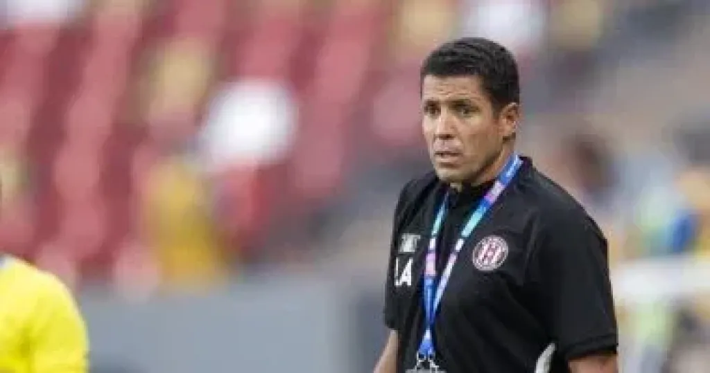 المدير الفنى للاهلى