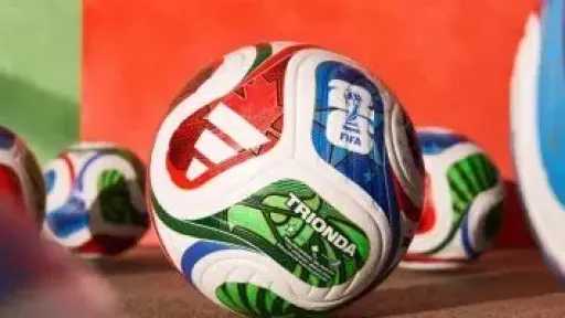 كرة كأس العالم 2026 تتحول لـ«شاهد رقمى» داخل الملعب