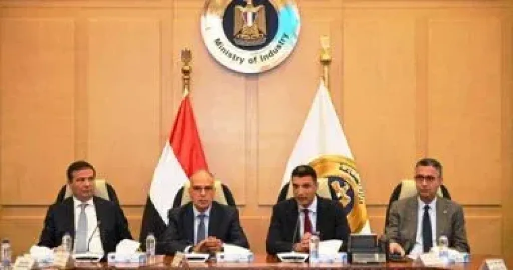 4 وزراء يقررون تشكيل لجنة مشتركة لإدارة البصمة المائية 