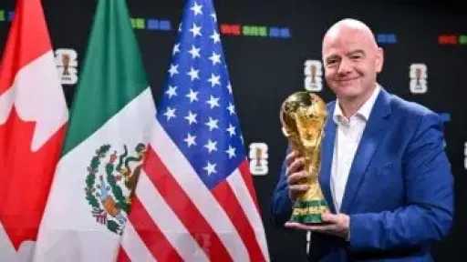 إنفانتينو ساخرا: من إيطاليا قد تعود للمشاركة فى كأس العالم بنظام الـ64 فريقا