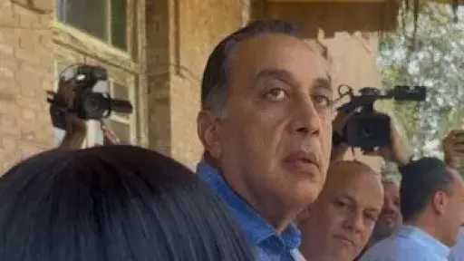 رئيس الوزراء خلال تفقده قصر الملك فاروق بإدفينا