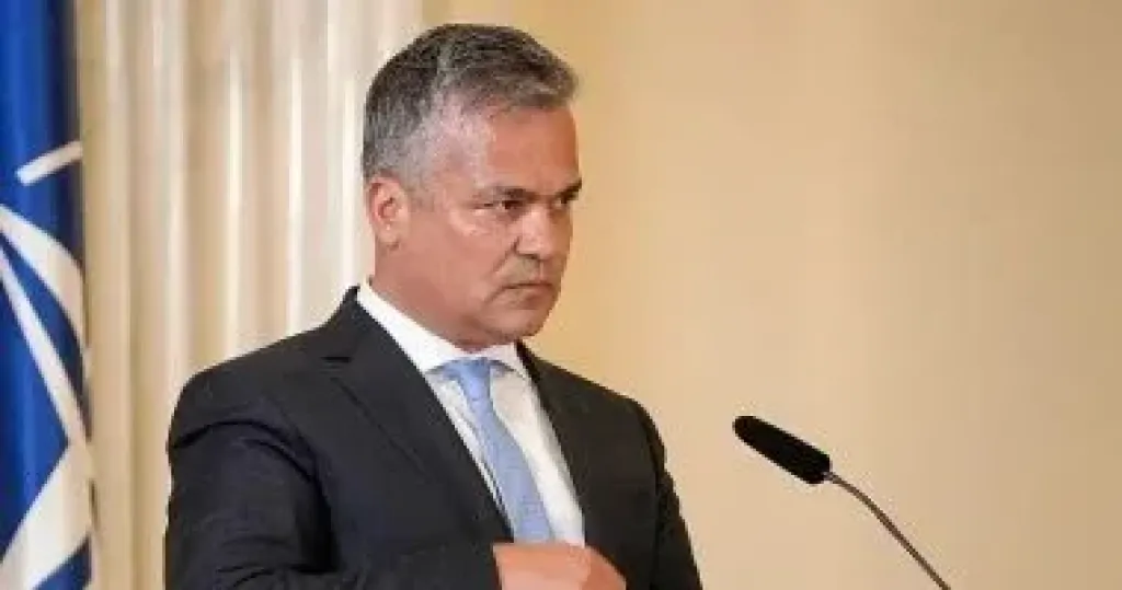 الرئيس الروماني 