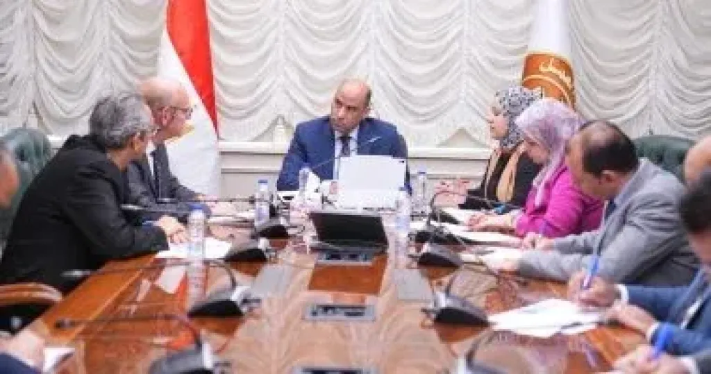 وزير العمل 