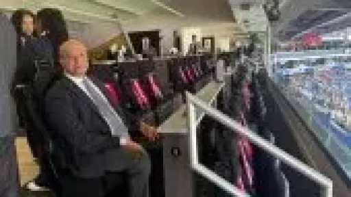 قنصل مصر بلوس إنجلوس: الجماهير المصرية حضرت من كل الولايات لمساندة المنتخب
