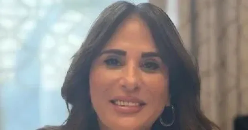 وزيرة الإسكان: 