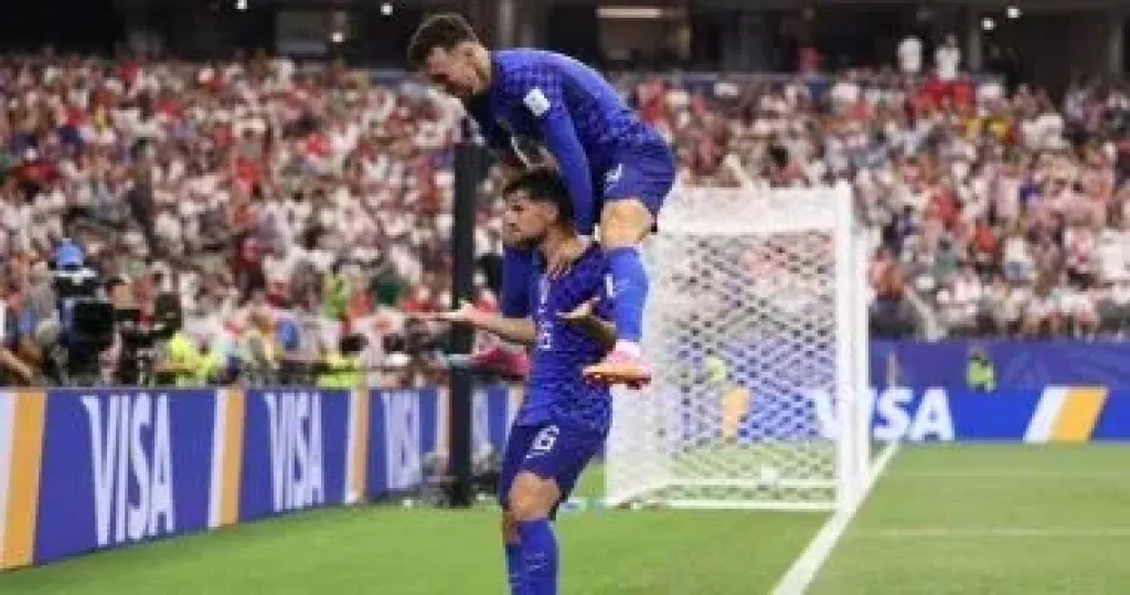 كرواتيا تتعادل مع إنجلترا (1-1