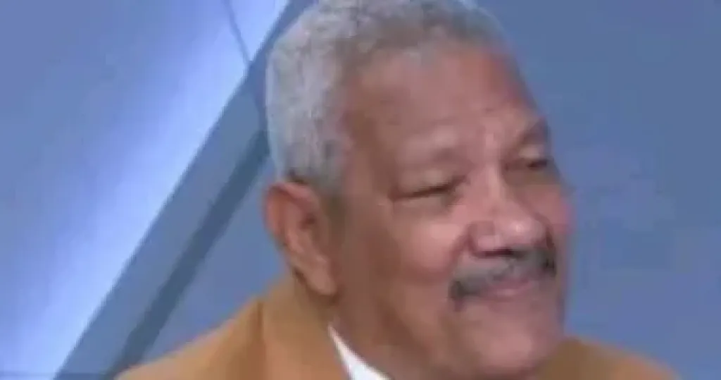 خبير سودانى 