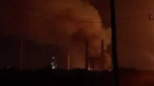 مصرع 6 أشخاص إثر اندلاع حريق بمبنى سكني في وسط الصين