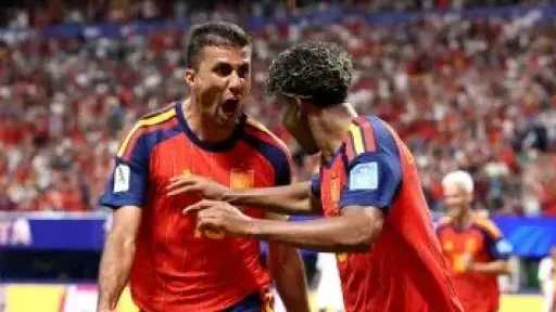 إسبانيا ضد السعودية.. الماتادور يسجل ثنائية متتالية ويتقدم 3-0