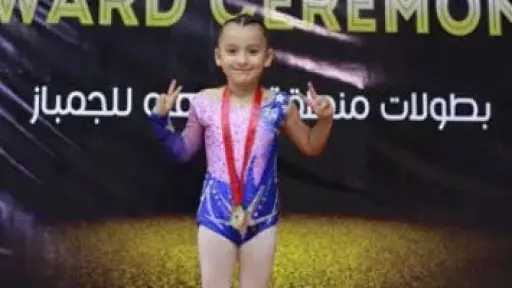 فيروز عبدالهادي تتوّج بذهبية الجمباز الأيروبيك بالقاهرة وسط منافسة قوية من أندية الجمهورية