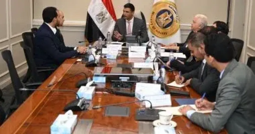 وزارة الصناعة: 