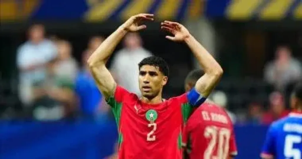 أشرف حكيمي: 