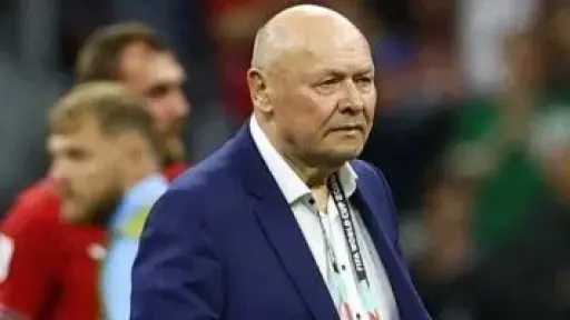 مدرب التشيك: السفر الطويل سبب وداع كأس العالم أمام المكسيك