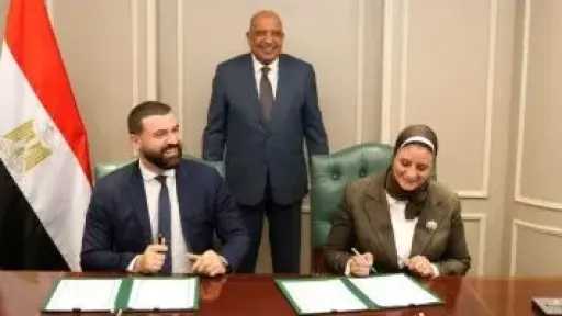 مذكرة تفاهم بين ”نقل الكهرباء” و”هيكا داتا” لدراسة إقامة مشروع مركز بيانات