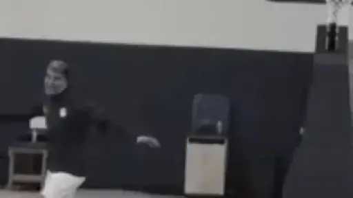 مباراة كرة سلة تجمع حسام حسن مع ثلاثي المنتخب قبل مواجهة إيران
