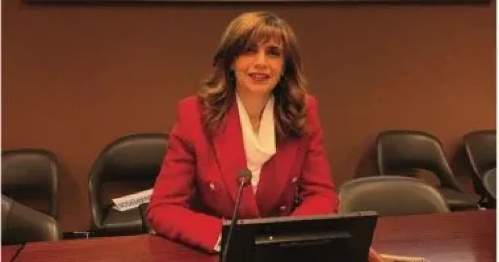   السفيرة ندى دراز 