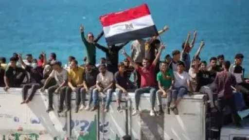 خيام النازحين فى غزة تهتف لمصر احتفالًا بالتأهل إلى دور الـ32 بكأس العالم