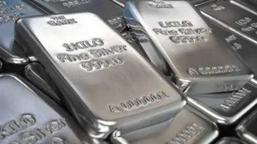 الفضة تخسر أكثر من 7% خلال أسبوع.. وعيار 999 يتراجع إلى 104 جنيهات