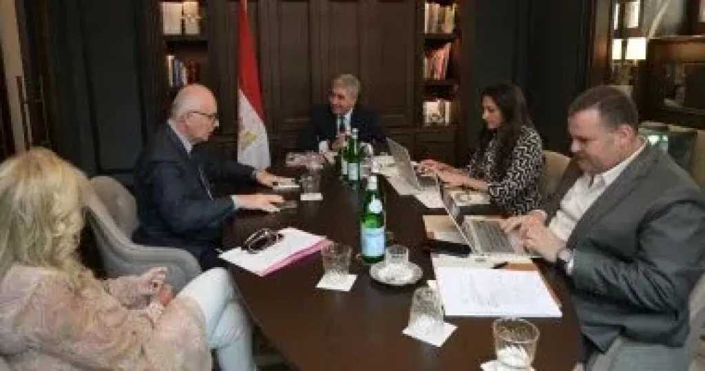 وزير السياحة: ارتفاع عدد السائحين الإيطاليين الوافدين إلى مصر بنسبة 15%