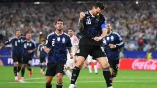ميسي يحطم الأرقام القياسية بإنجاز غير مسبوق في كأس العالم