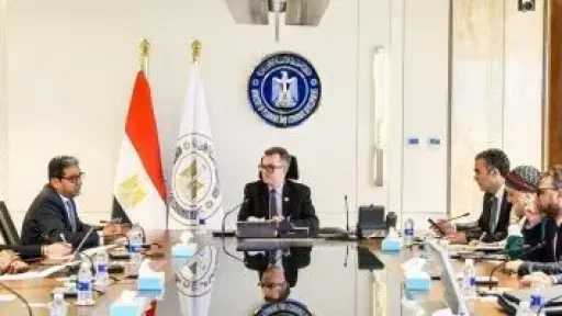 وزير التخطيط يبحث مع نائب رئيس أفريكسيم بنك دعم الشركات الناشئة
