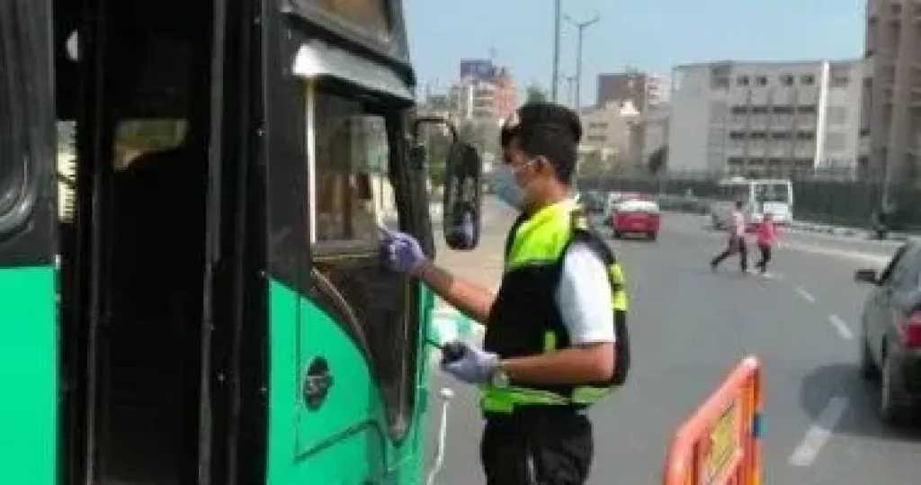 الداخلية تحرر 111 ألف مخالفة مرور وتضبط قضايا عملة وتموين