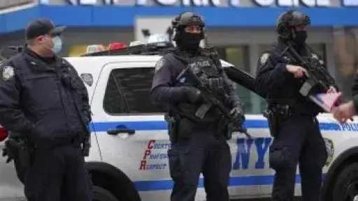 اتهام زوجين فى ولاية ميتشيجان الأمريكية بقتل طفلهما بسبب وزنه