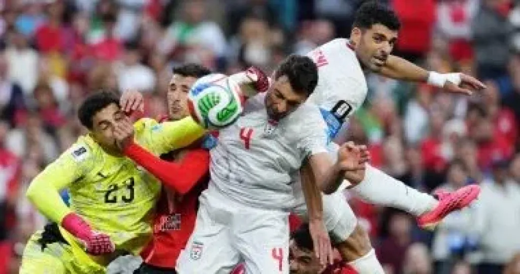 إيران 