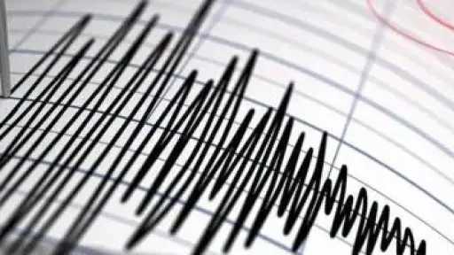 إصابة 13 شخصا إثر زلزال بقوة 5.5 درجة جنوب غربى الصين