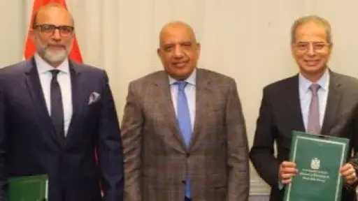 وزير الكهرباء يشهد توقيع بروتوكول تعاون بين الشركة القابضة و”اتصالات مصر”