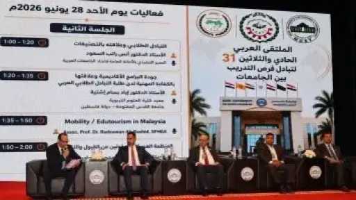 المصرية للاتصالات: توصيل الألياف الضوئية لـ5 مليون خط فى 1250 قرية ضمن ”حياة كريمة