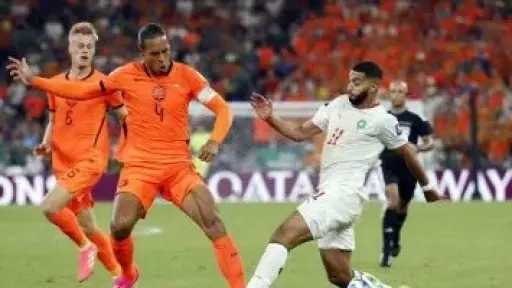 صحف هولندا تفتح النار على كومان بعد وداع كأس العالم ضد المغرب