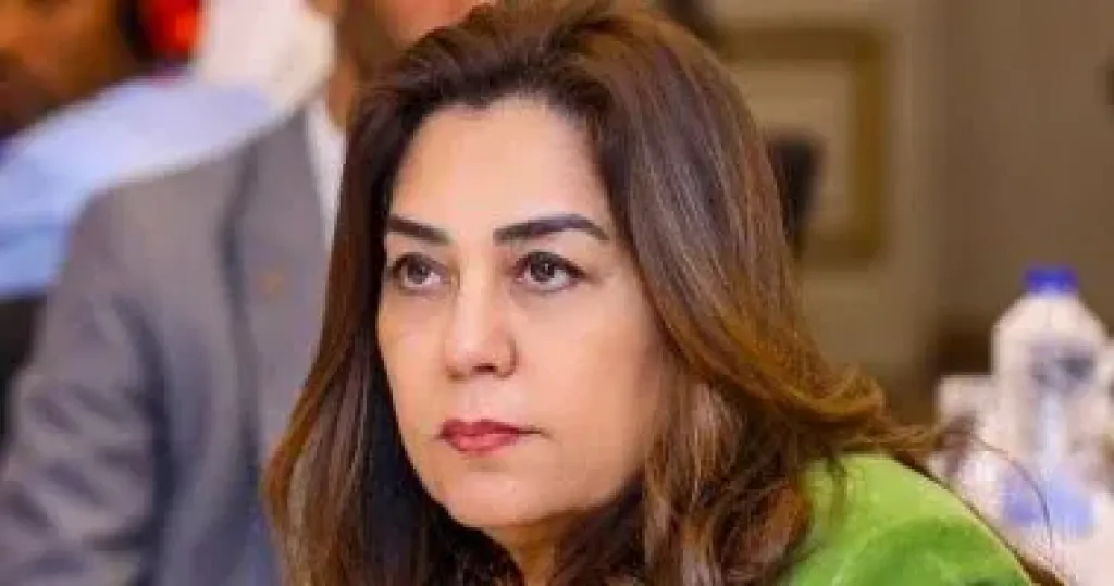 منال عوض: 