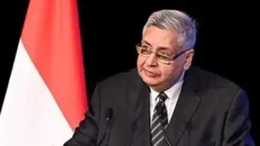 عوض تاج الدين: دعم الرئيس السيسى ساهم فى إحداث نقلة نوعية بالقطاع الصحى