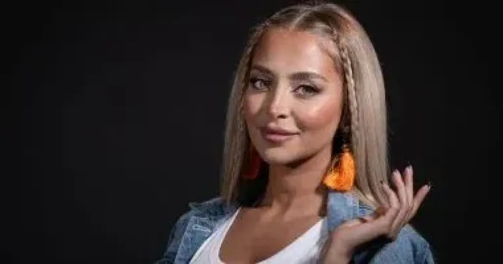  روزينا لاذقاني