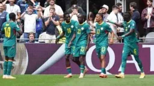 حبيب باي يقترب من تدريب السنغال بعد صدمة كأس العالم.. ضغوط لإقالة بابي تياو