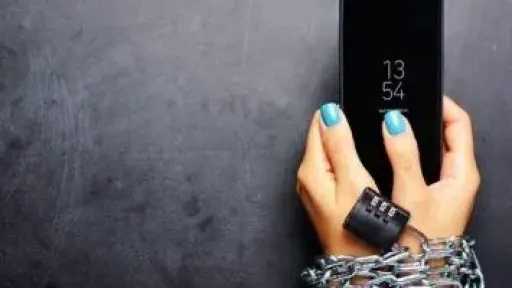 علامات تدل على أنك مصاب بـ «النوموفوبيا»
