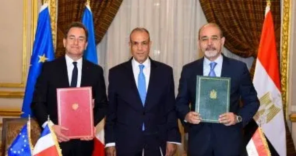 وزير الخارجية 