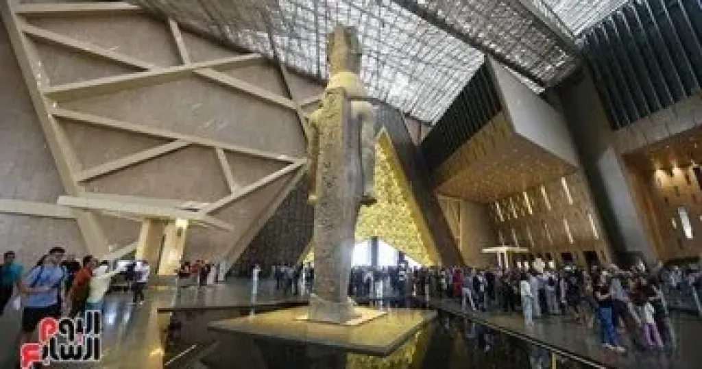 وزير السياحة: 