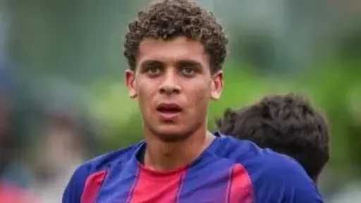 برشلونة يمنح حمزة عبد الكريم فرصة ذهبية بعد مشاركته مع مصر بالمونديال