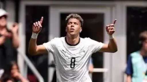 إمام عاشور يتصدر قائمة الأفضل فى منتخب مصر بتصنيف فيفا