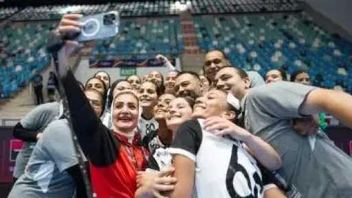 اتحاد اليد يشيد بفوز منتخب 2008 أمام فرنسا: شابات مصر يواصلن الإبداع